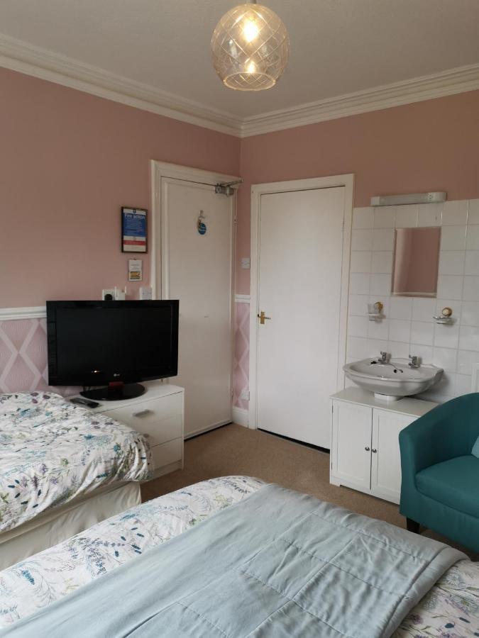 Brooklands Bed & Breakfast 3*