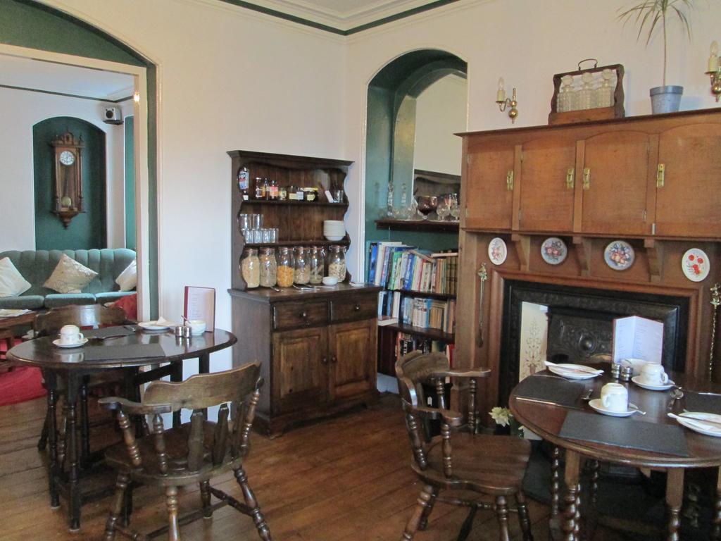 Bed & Breakfast Brooklands 3*